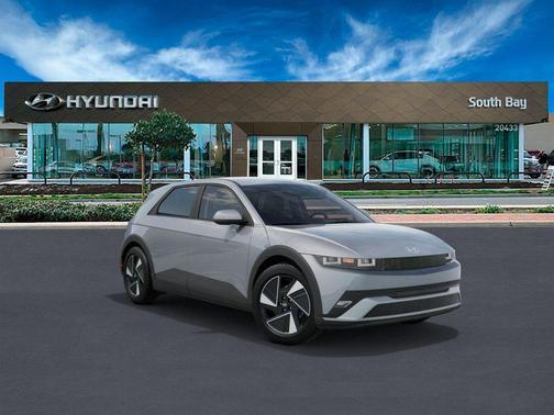 2025 Hyundai IONIQ 5 SE