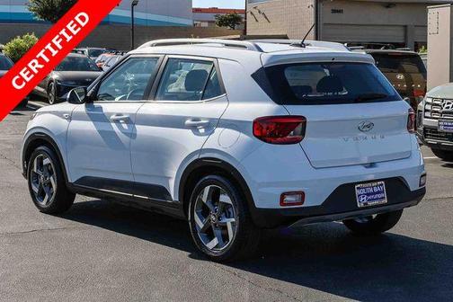 2023 Hyundai VENUE SEL