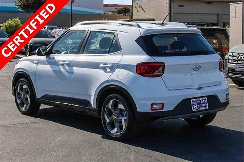 2023 Hyundai VENUE SEL