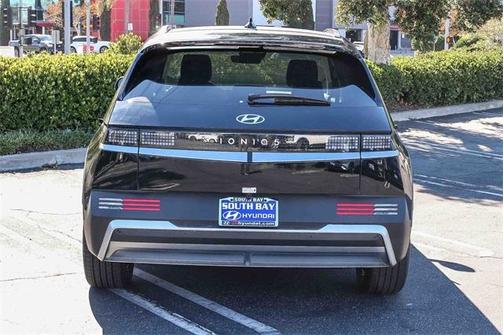 2025 Hyundai IONIQ 5 SEL