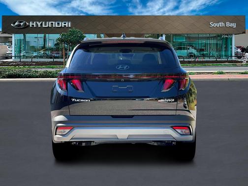2026 Hyundai TUCSON Hybrid SEL