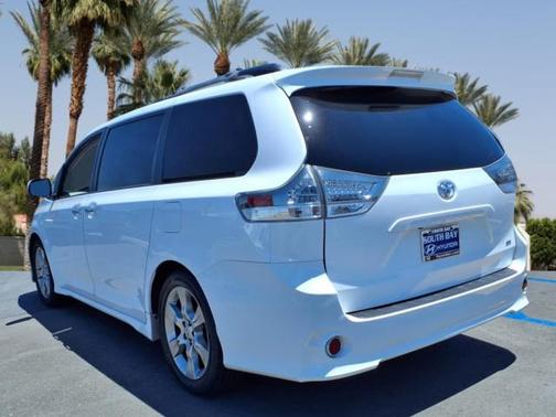 2014 Toyota Sienna SE