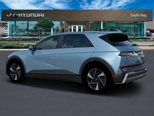 2026 Hyundai IONIQ 5 SE Standard Range