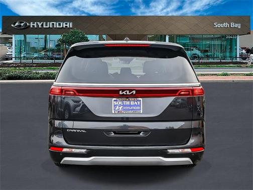 2024 Kia Carnival LX