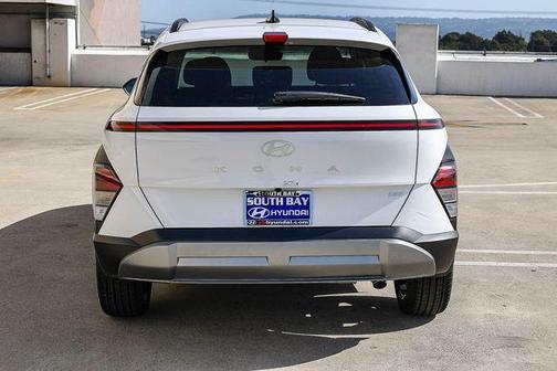 Atlas 2026 Hyundai KONA SEL Premium