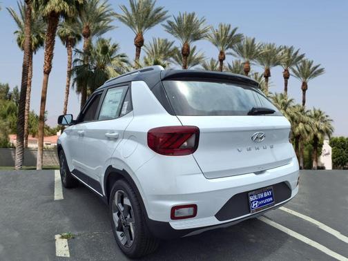 2025 Hyundai VENUE Limited