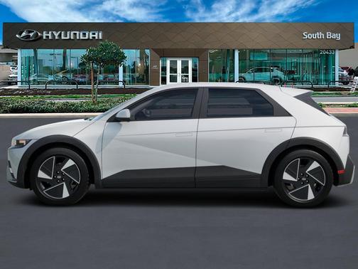 2026 Hyundai IONIQ 5 SE Standard Range