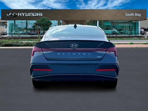2025 Hyundai ELANTRA HEV SEL Sport