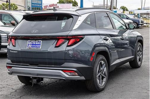 2026 Hyundai TUCSON SEL