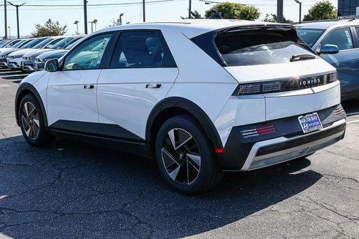 Atlas 2026 Hyundai IONIQ 5 SE