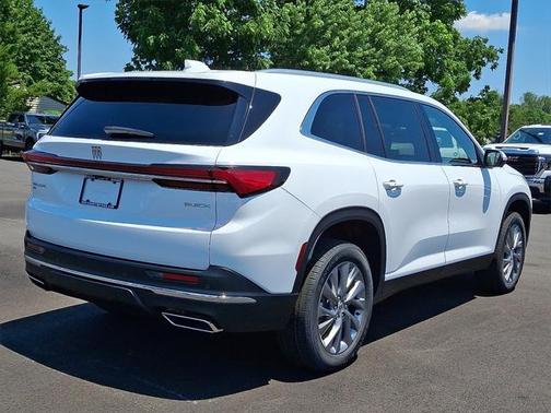 2025 Buick Enclave Preferred FWD