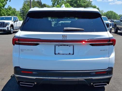 2025 Buick Enclave Preferred FWD