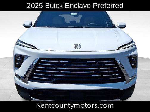 2025 Buick Enclave Preferred FWD