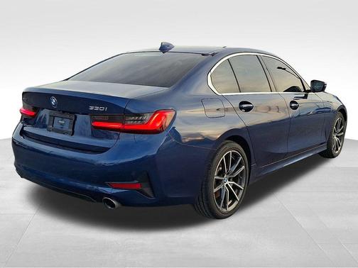 2021 BMW 330 xDrive