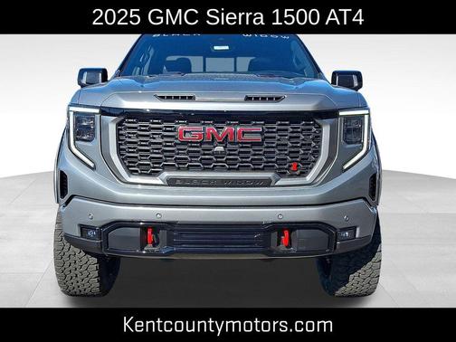 2025 GMC Sierra 1500 AT4