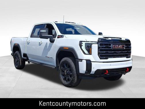 2025 GMC Sierra 2500 AT4