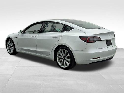 2020 Tesla Model 3 Long Range