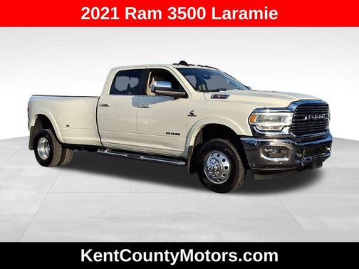 2021 RAM 3500 Laramie Crew Cab 4x4 8' Box