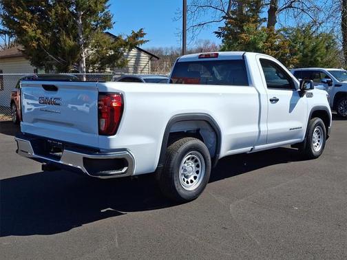 2025 GMC Sierra 1500 Pro