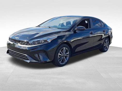 Aurora Black 2023 Kia Forte LXS