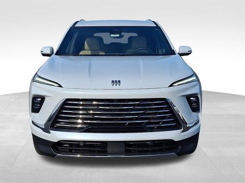 iridescent white tricoat 2026 Buick Enclave Preferred