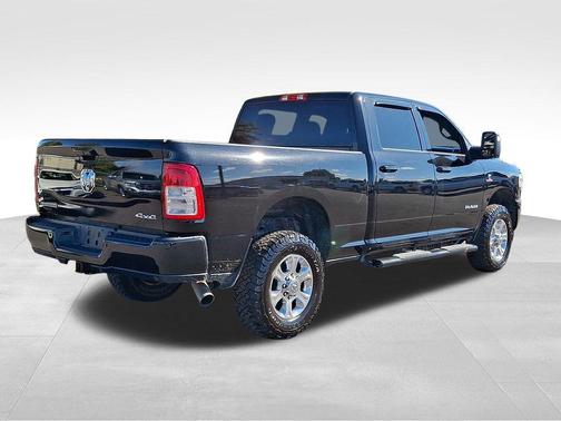 2023 RAM 2500 Big Horn Crew Cab 4x4 6'4' Box