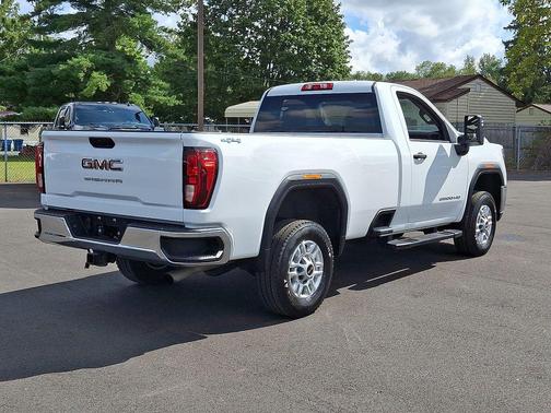 2022 GMC Sierra 2500 Base