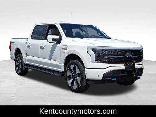 2022 Ford F-150 Lightning Platinum