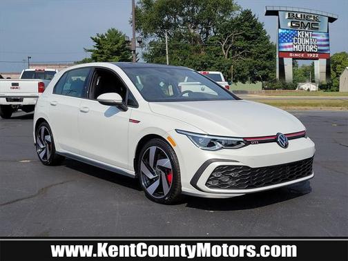 Oryx White Pearl 2022 Volkswagen Golf GTI 1.4T TSI