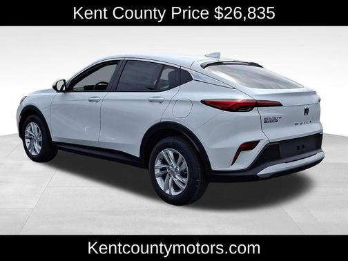 Summit White 2026 Buick Envista Preferred FWD