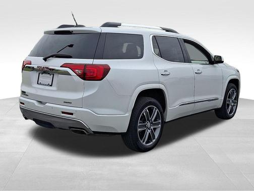 White Frost Tricoat 2019 GMC Acadia Denali