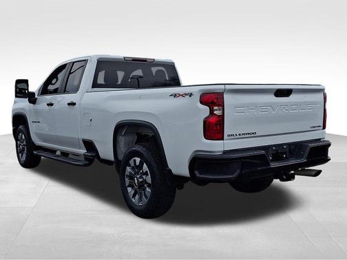 2023 Chevrolet Silverado 2500 Custom