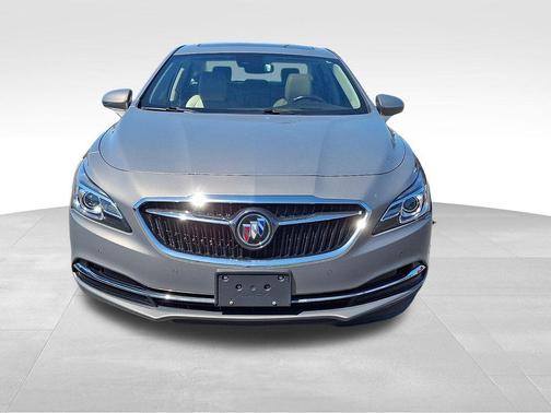 Pepperdust Metallic 2018 Buick LaCrosse Premium