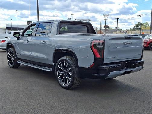 2024 GMC Sierra EV Denali Edition 1