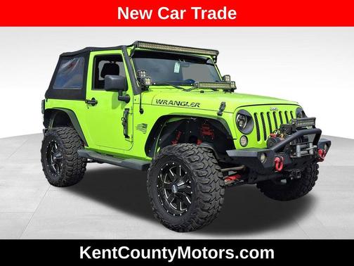 Gecko Pearlcoat 2012 Jeep Wrangler Sahara
