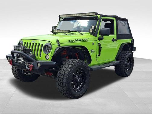 Gecko Pearlcoat 2012 Jeep Wrangler Sahara