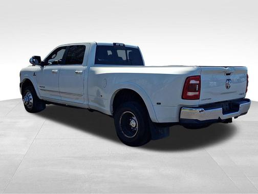 Pearl White 2019 RAM 3500 Limited Crew Cab 4x4 8' Box