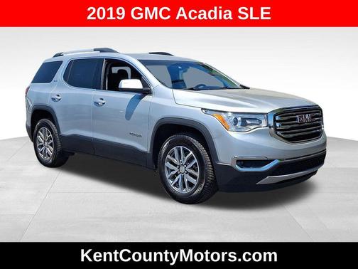 Quicksilver Metallic 2019 GMC Acadia SLE-2