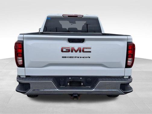 Summit White 2024 GMC Sierra 1500 Pro
