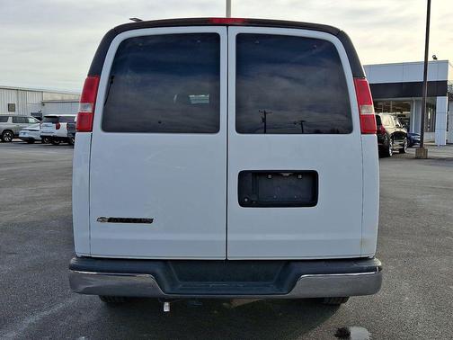 2018 Chevrolet Express 3500 LT