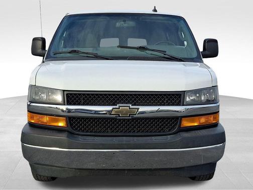 2018 Chevrolet Express 3500 LT