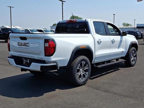 2025 GMC Canyon Base