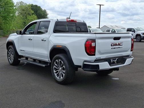 2023 GMC Canyon Denali