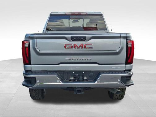 2025 GMC Sierra 2500 SLT
