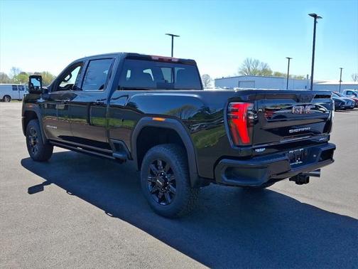 2025 GMC Sierra 2500 AT4