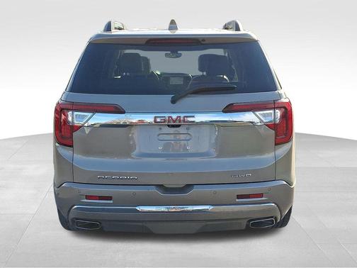 Light Stone Metallic 2022 GMC Acadia Denali