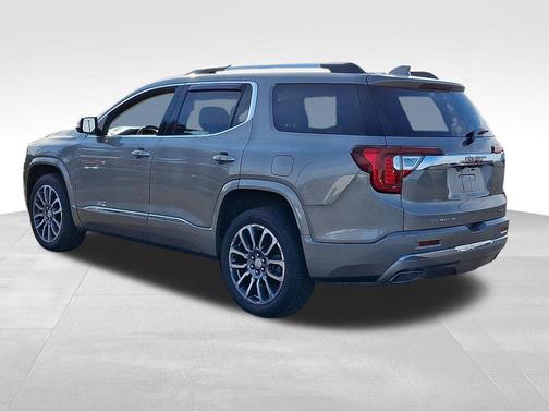 Light Stone Metallic 2022 GMC Acadia Denali