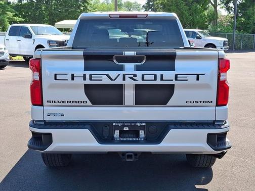 2022 Chevrolet Silverado 1500 Custom