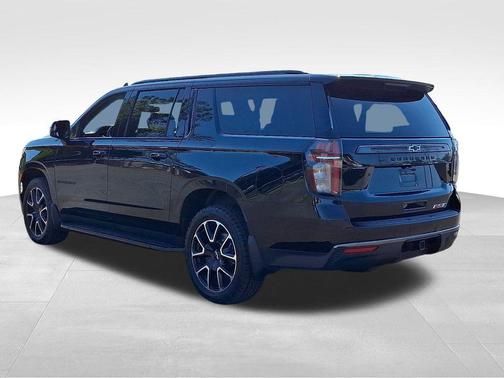 2022 Chevrolet Suburban RST