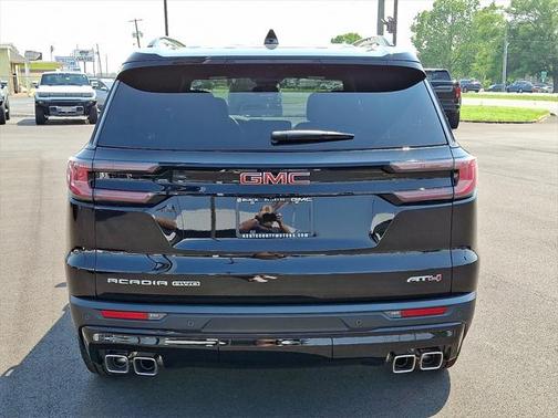 2025 GMC Acadia AWD AT4